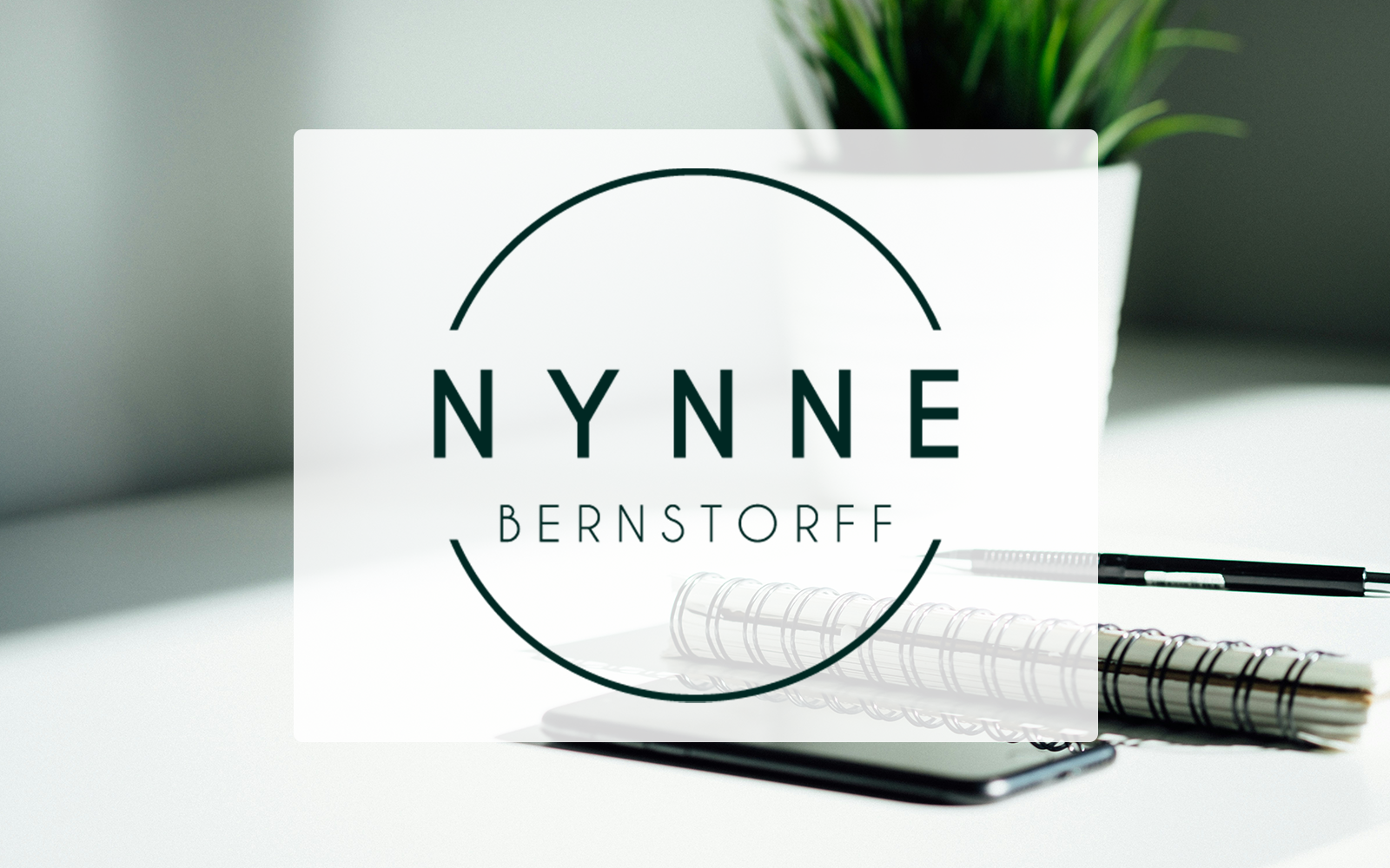 Logo til Nynne Bernstorff